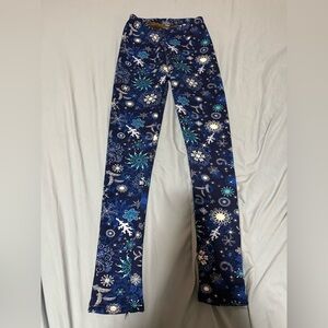 🌸Just cozy Blue Snowflake Patterned fleece leggings size small